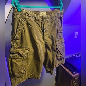 American Eagle sizem34’shorts